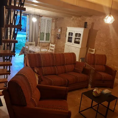 Casa vacanze La Sauvetat-yvou *